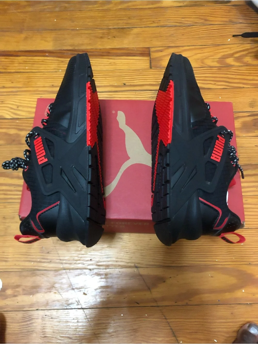 Puma men sneakers